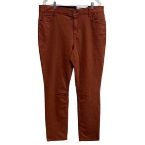 Liz Claiborne Sara‎ Slim Leg Pants Brandy Brown Flex Fit – Size 16 NWT
